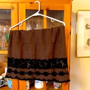 ASO Lorelai Gilmore. Screen accurate skirt. Size 6.